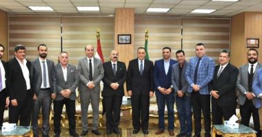 محافظ الشرقية يؤكد تقديم الدعم لنادى المحافظة الرياضى ومجلس إدارته الجديد