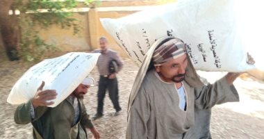 محافظ سوهاج يتابع توزيع الأسمدة الزراعية على كافة القطاعات بالمحافظة