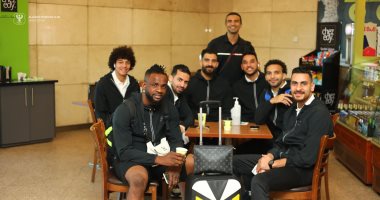 بعثة المصرى بمطار القاهرة استعدادًا للسفر لنيجيريا لملاقاة ريفرز يونايتد..صور