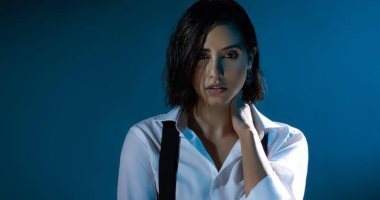 آية سماحة بائعة متجولة للكتب وأُمية فى حدوتة "بينا اتفاق" من "زى القمر"