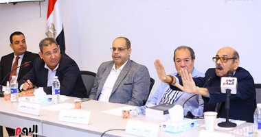 منير الوسيمى فى ندوة "الفن وصناعة الوعى": مطربو المهرجانات يحتاجون "مهنة"