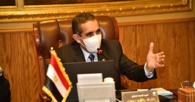 محافظ الغربية يناقش توطين مؤشرات أهداف التنمية وفقا لخطة المحافظة التنموية