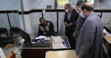 محافظ كفر الشيخ يتفقد الأحياء والشوارع الجارى تطويرها وتبطين الترع .. صور