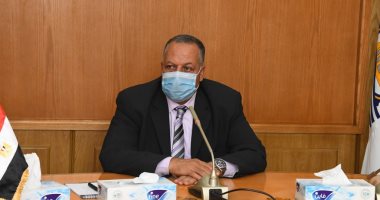 السكرتير العام بقنا يترأس اجتماع تنظيم المركبات بالمدن