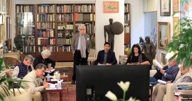 لجنة التحكيم بمسابقة فاروق حسنى تفرز الأعمال المرشحة