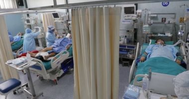 ذعر أوروبى حول ظهور حالات إصابة بمتغير جنوب أفريقيا الجديد.. بلجيكا أول من أكد وجود "أوميكرون".. إيطاليا تشكل فريق عمل.. إسبانيا تكثف القيود فى 1 ديسمبر لمنع دخوله البلاد.. وعزل 61 شخصا بفندق فى هولندا