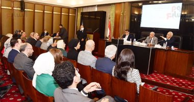 رئيس تعليم النواب: أصحاب المال بالجامعات الأهلية ليس لهم حق تعديل اللوائح.. صور