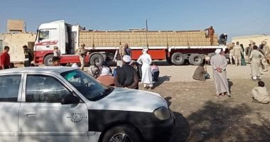 مديرية التضامن بشمال سيناء تدفع بقافلة مساعدات عاجلة لأهالى قرية أبو العراج