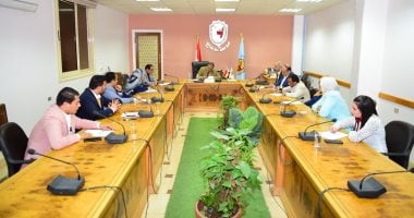 تعرف على إنجازات وخطط العمل المستقبلية لوحدات تعليم الكبار بجامعة سوهاج