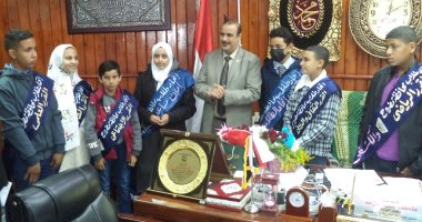 مدير تعليم مطروح يشهد تنصيب المكتب التنفيذى لاتحاد طلاب المرحلة الإعدادية 