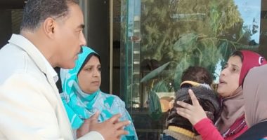 محافظ مطروح يتابع الخدمات المقدمة للمواطنين من خلال المركز التكنولوجى 