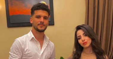 محمد بيومى لاعب الإسماعيلى يحتفل بخطبته فى أجواء أسرية