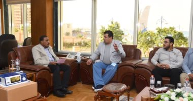 محافظ مطروح يشكر متبرعا بجهاز "إيكو" للكشف على أمراض القلب للأطفال