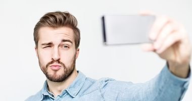 10 مفاهيم خاطئة عن النرجسية يصححها خبراء الصحة النفسية