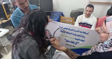 "مياه أسوان" تنظم حملات توعية لطلاب مدارس "حياة كريمة".. صور
