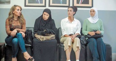 فى «بنات عبدالرحمن» احترسن من الرجل مرة ومن المرأة ألف ..  العمل يجمع بين "طزاجة" وشغف التجربة الأولى للمخرج الأردنى زيد أبو حمدان ونضج أداء الفنانة صبا مبارك التمثيلى وأخواتها .. وكل قصة تصلح لفيلم روائى طويل