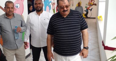 رئيس مدينة سفاجا يتفقد أعمال تطوير الورش بمركز الصيانة