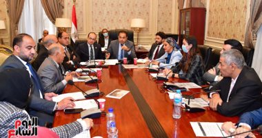رئيس "رياضة النواب" يطالب بوضع خطة متكاملة لرعاية الشباب صحيا