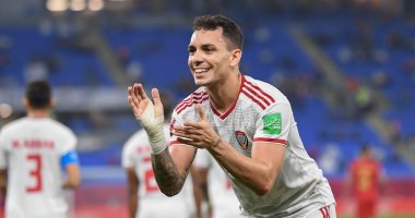 كاس العرب.. منتخب الإمارات يتفوق على سوريا 2-0 فى الشوط الأول "فيديو"