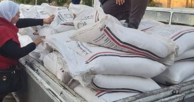 إحباط بيع 24 طن دقيق بلدى مدعم وسكر تموينى فى السوق السوداء بالجيزة