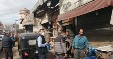 تحرير 36 محضر نظافة وتشميع محل بدون تراخيص بالمحلة