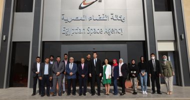 السفير الكورى الجنوبى يزور وكالة الفضاء المصرية.. ويؤكد: مصر أولوية بالشراكة