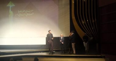 صمويل ثيس مخرج فيلم "رقيق": فرنسا تضع قيودا فى تعامل المدرسين مع الطلبة