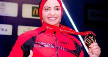 محافظ الشرقية يُهنئ بطلة العالم فى رفع الأثقال البارالمبى بجورجيا 