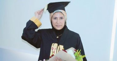 الباحثة أسماء حداد تحصل على درجة الدكتوراه بتقدير امتياز من علوم عين شمس.. صور