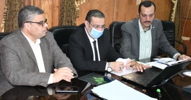 224 طالبا يدلون بأصواتهم لانتخاب رؤساء ونواب الاتحادات الطلابية بكليات جامعة القناة.. صور
