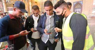 السكة الحديد تبدأ توفير خدمة الإنترنت مجانا فى المحطات.. إطلاق شبكة "واى فاى" بمحطة مصر لتجربتها قبل تعميمها بالمحطات الرئيسية.. المرحلة الأولى تشمل المحطات الأعلى كثافة فى عدد الركاب وقطارات vip بخط الإسكندرية