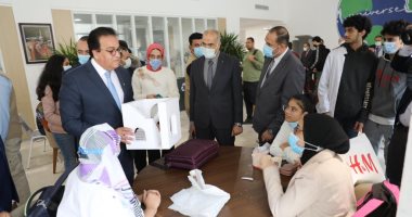 وزير التعليم العالى يتفقد منشآت الجامعة المصرية اليابانية للعلوم والتكنولوجيا