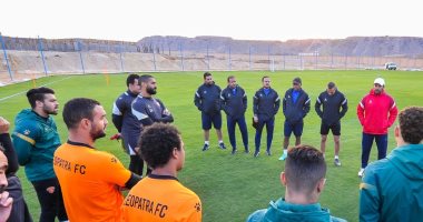 تفاصيل اجتماع هيثم شعبان بلاعبى سيراميكا استعدادا لمباراة الاتحاد السكندرى