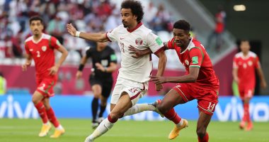 كأس العرب 2021..  منتخب قطر يتأهل للدور الثاني بفوز قاتل أمام عمان