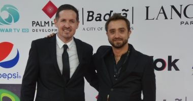 مخرج ومنتج فيلم "الثقب فى السياج" يحضرون عرضه بمهرجان القاهرة السينمائى
