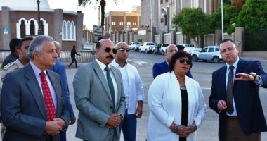 تفاصيل تدشين وزيرة الثقافة ومحافظ أسوان مشروع إنشاء مكتبة مصر العامة.. صور