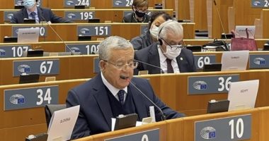 رئيس النواب: التغيرات المناخية تحدٍ استثنائى ومصر منحت القضية أولوية رئيسية