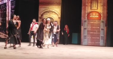 مسرحية "زقاق المدق" تعيد بثينة رشوان إلى الساحة الفنية بعد غياب