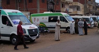 الكشف على 2250 مواطنا وإعطاء اللقاح لـ 400 فى قافلة ضمن  "حياة كريمة" بالغربية