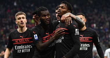 الدوري الإيطالي.. ميلان يتفوق على ساليرنيتانا بثنائية فى الشوط الأول