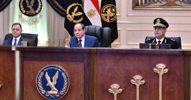 الرئيس السيسى يحضر كشف الهيئة للطلبة الجدد المتقدمين للالتحاق بكلية الشرطة 