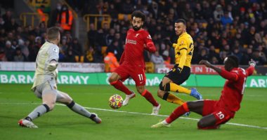 محمد صلاح يصنع وأوريجى يسجل هدفا قاتلا لـ ليفربول ضد وولفرهامبتون.. فيديو