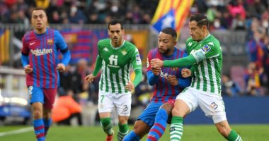 برشلونة ضد ريال بيتيس.. البارسا يتأخر 0-1 فى وقت قاتل "فيديو"