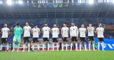 كيروش يدفع بخطة تأمينية لمنتخب مصر فى وسط الملعب أمام الجزائر .. 3 ديفندرات أهلاوية .. حسين فيصل بديل أفشة المصاب.. استمرار مروان حمدي في الهجوم.. وعودة أكرم توفيق لقيادة الجبهة اليمنى