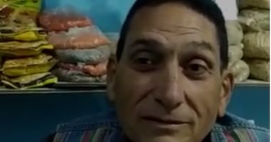 الفنان حسين الشريف بعد سنوات الشهرة يفتح دكان بقالة في مطروح.. فيديو
