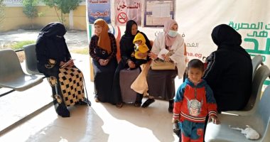 ضمن حياة كريمة.. الكشف على 1110 حالات خلال قافلة طبية مجانية بفرشوط فى قنا 