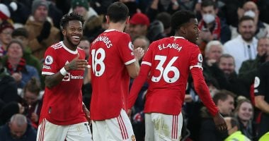 كورونا يضرب مانشستر يونايتد قبل مواجهة برينتفورد المهددة بالتأجيل