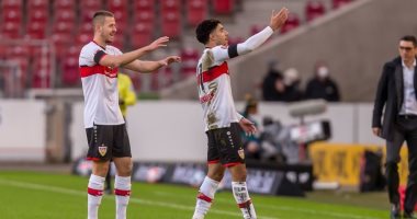 مرموش يقود هجوم شتوتجارت ضد بايرن ميونخ فى الدوري الألماني