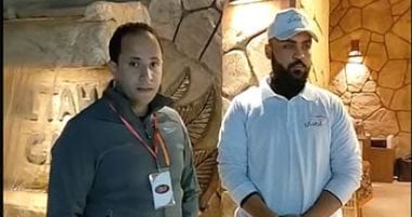 كهف الملح.. أحدث طرق العلاج البديل بالوادى الجديد.. علاج لأمراض العظام والجهاز التنفسى والجيوب الأنفية..الجلسة الواحدة تعادل 15 ساعة على البحر..وانبعاثات الملح تعالج التوتر والأرق وفرط النشاط بـ60 جنيها.. فيديو