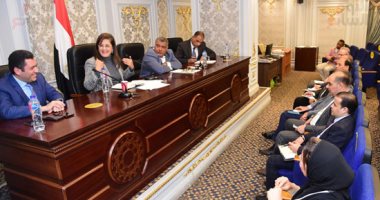 نواب يطالبون بإلغاء الضريبة العقارية على المصانع.. وآخرون: ياريت نخفضها.. صور